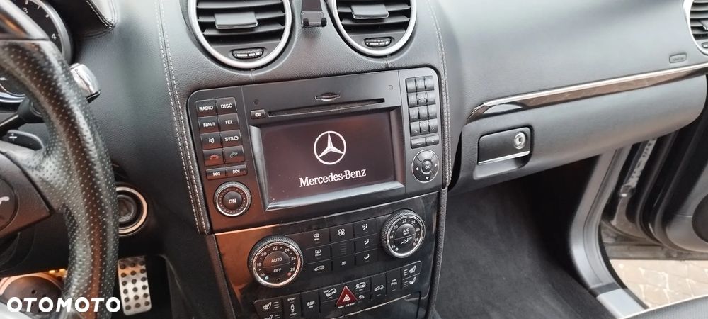 Mercedes-Benz ML - 17