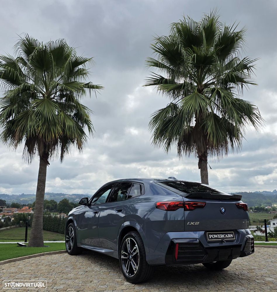 BMW iX2 eDrive20 Pack Desportivo M Pro - 12