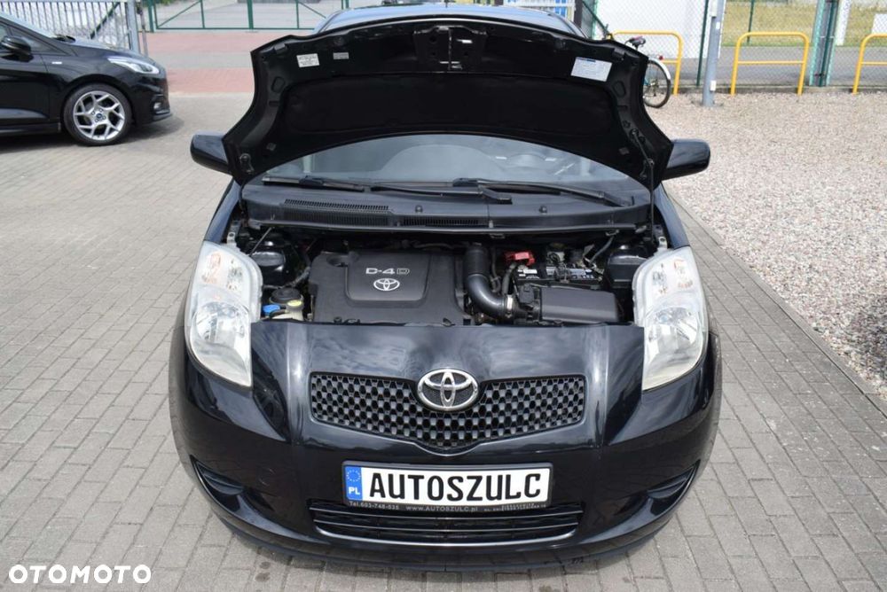 Toyota Yaris - 13