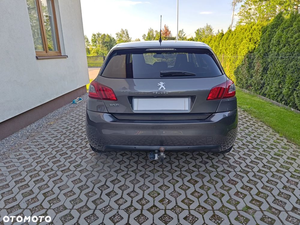 Peugeot 308 - 4