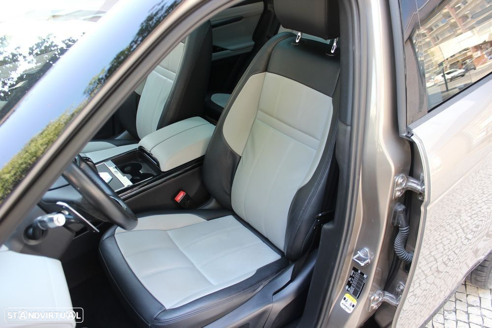 Land Rover Range Rover Evoque 1.5 P300e AWD R-Dynamic Auto - 14