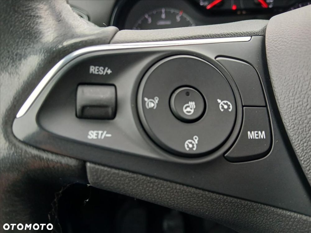 Opel Crossland X 1.2 Edition - 16