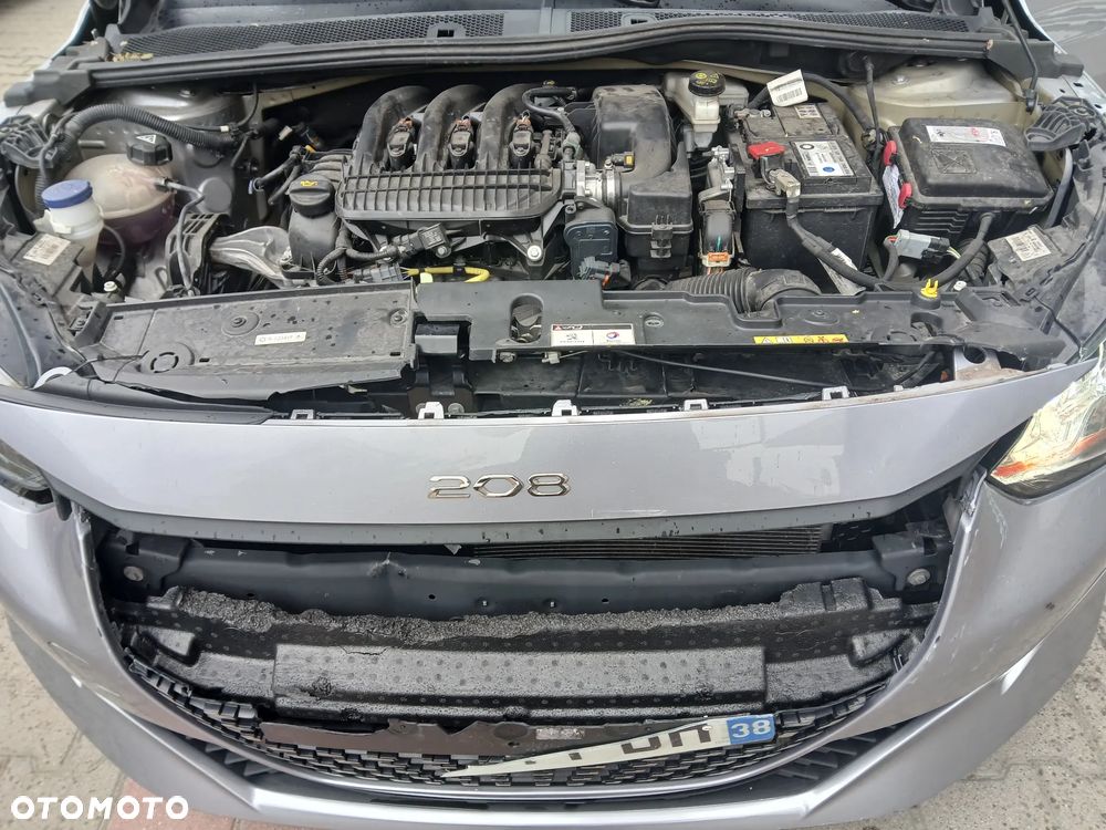Peugeot 208 1.2 PureTech Style - 13