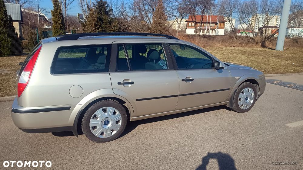 Ford Mondeo 1.8 Ambiente X - 2