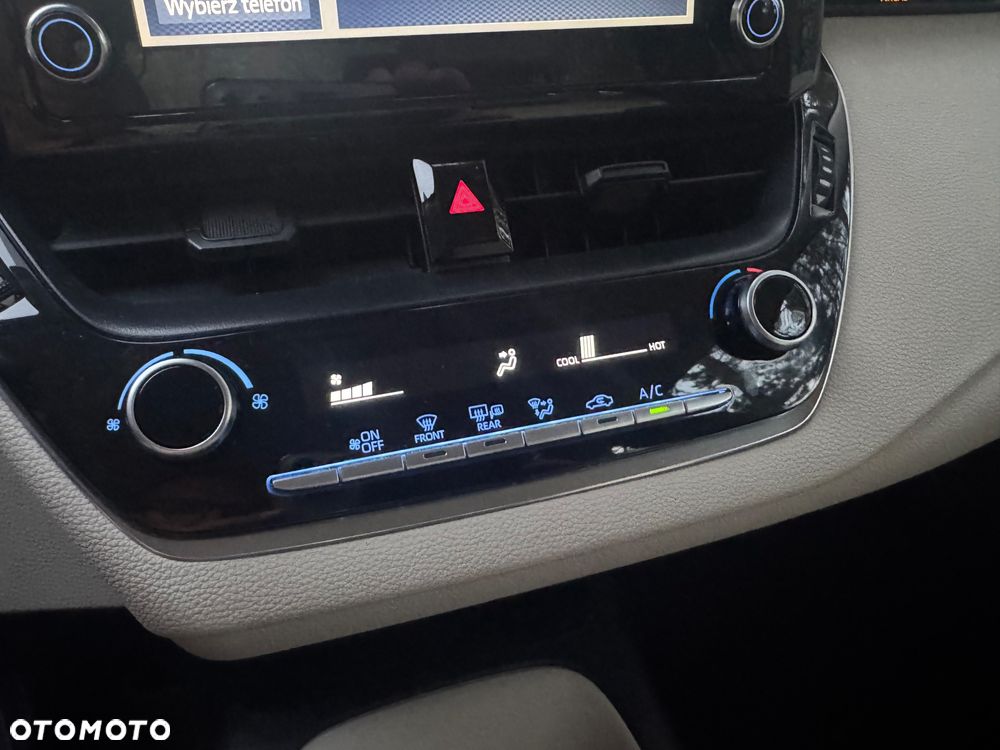 Toyota Corolla 1.5 Comfort - 22