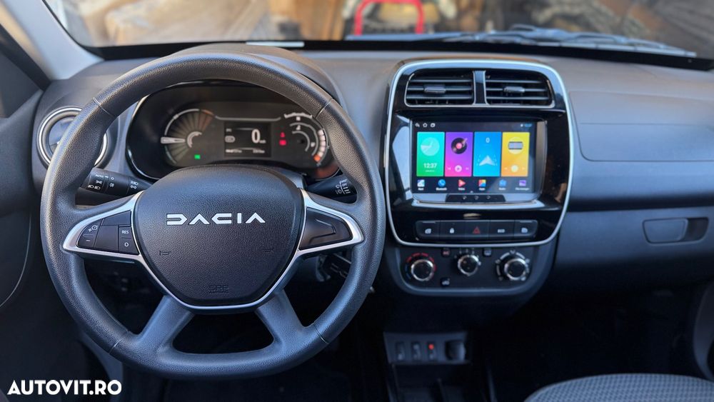 Dacia Spring Essential - 8