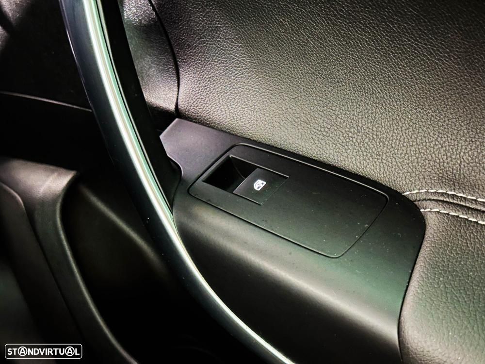 Opel Insignia - 26