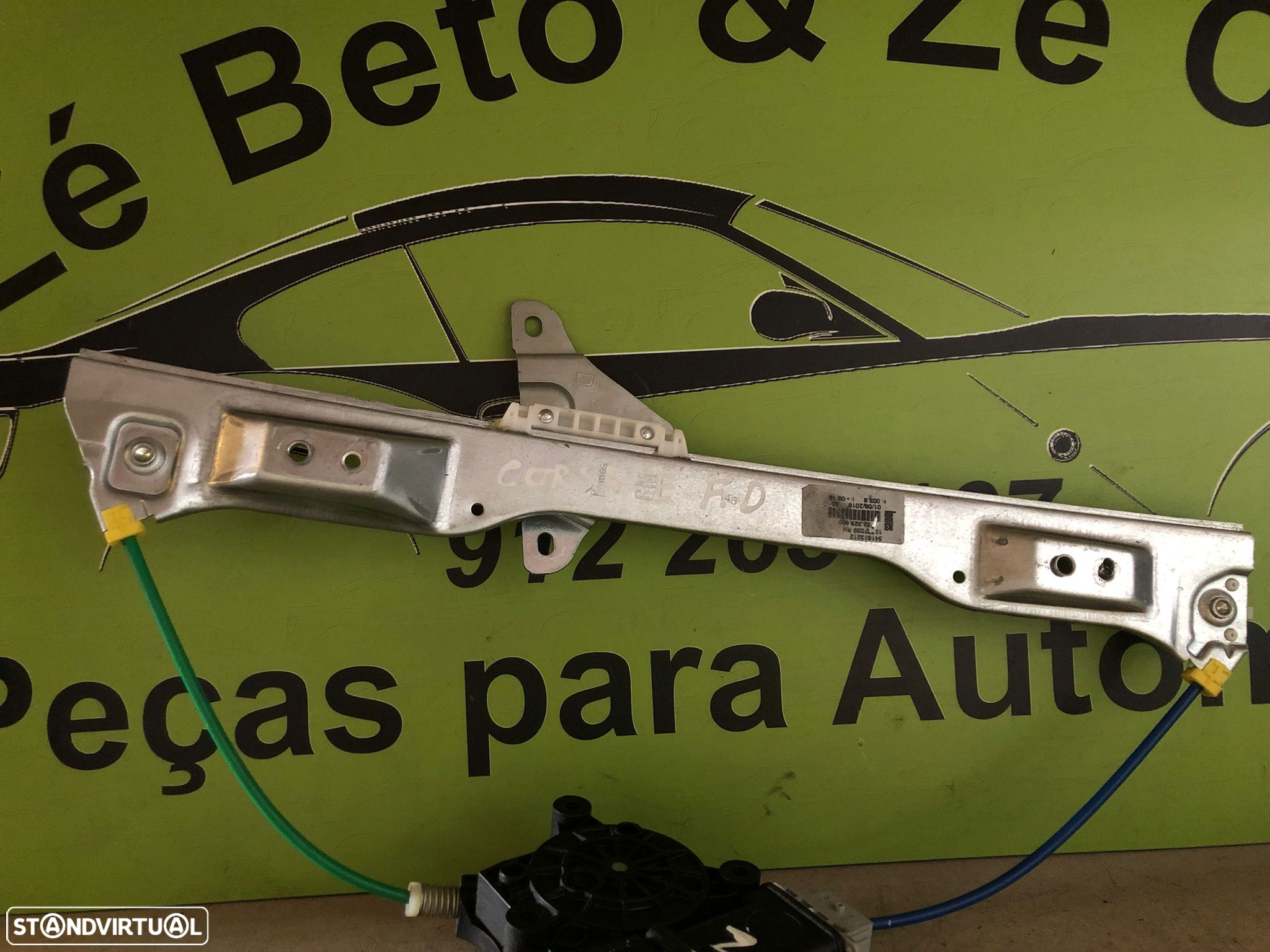 OPEL CORSA E ELEVADOR PORTA FRENTE DIREITA - E083 - 3