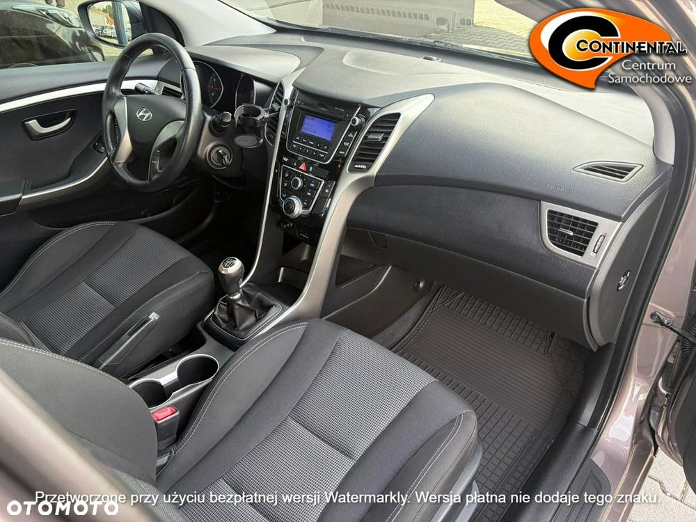 Hyundai i30 - 10