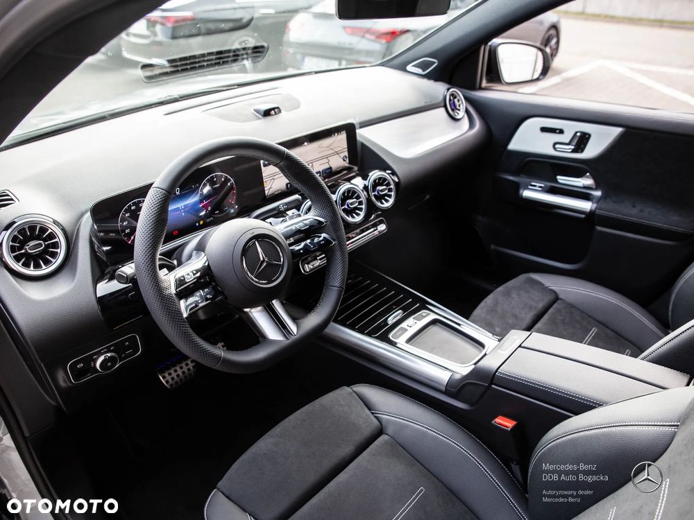 Mercedes-Benz GLA 200 mHEV AMG Line 7G-DCT - 8