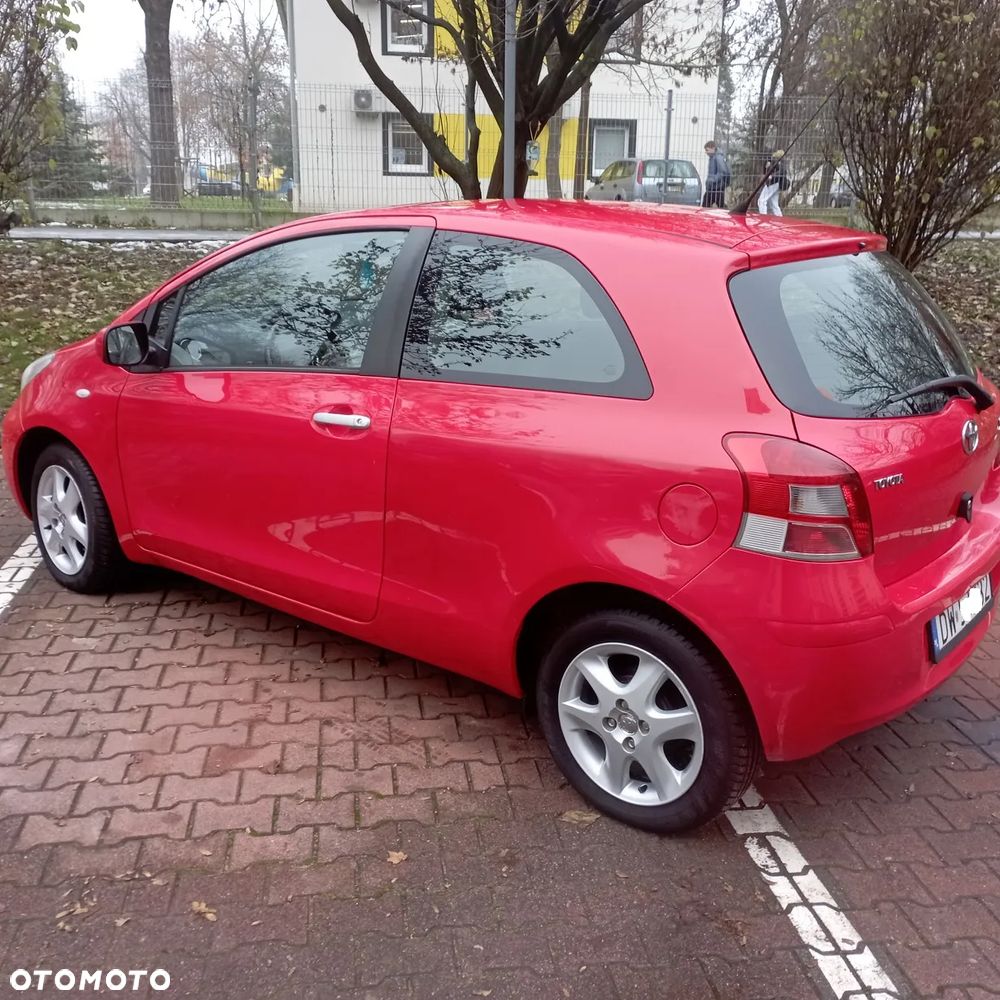 Toyota Yaris 1.0 VVT-i Luna - 4