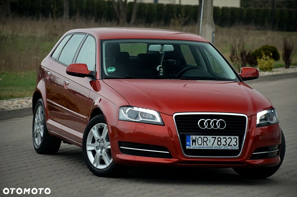 Audi A3 Sportback - 1