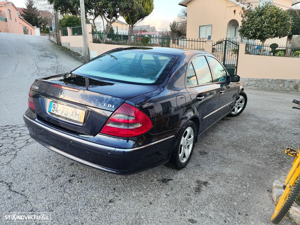 Mercedes-Benz E 270 - 15