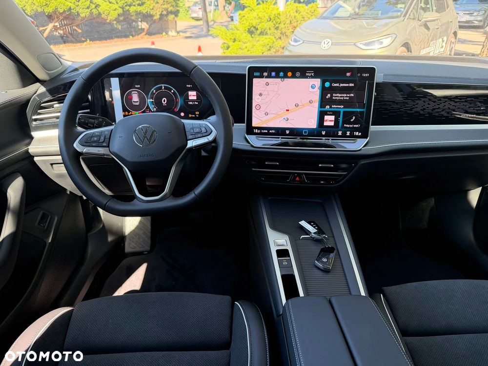Volkswagen Passat Variant 1.5 TSI ACT mHEV Business Plus DSG - 11