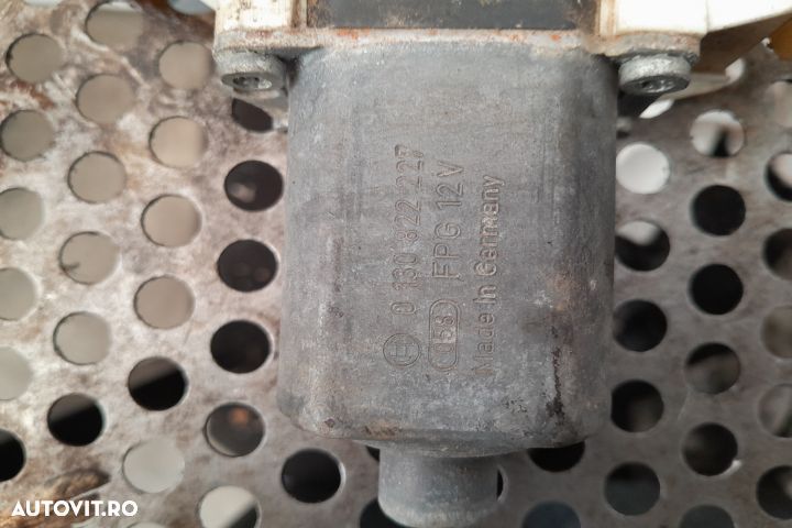 MOTORAS MACARA DREAPTA FATA 0130822227 MX1253 BMW Seria 3 E90 [2004 - - 3