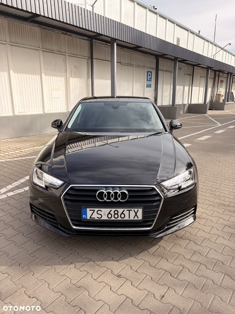 Audi A4 Limousine 2.0 TDI DPF clean diesel Attraction - 2