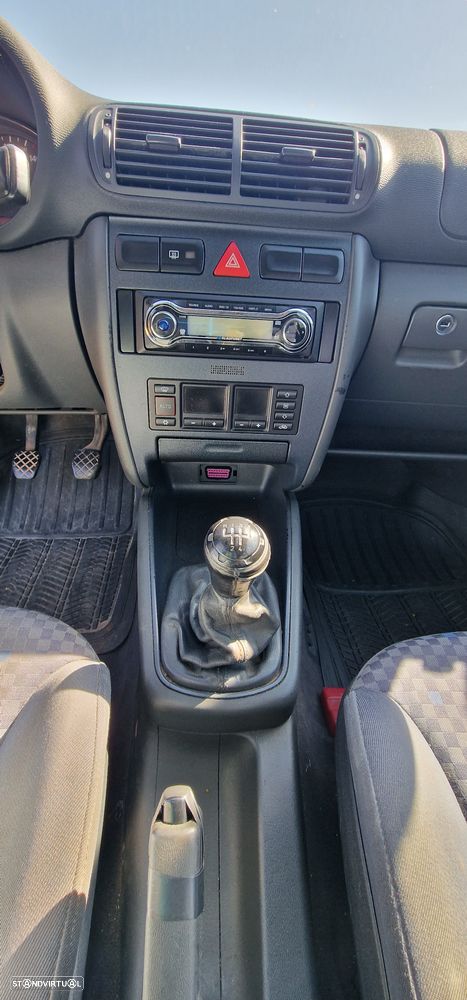 Audi A3 1.9 TDI Sport - 8