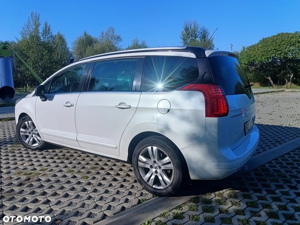 Peugeot 5008 HDI FAP 165 Automatik Premium - 9