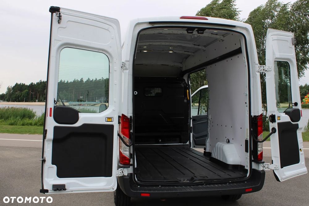 Ford Transit - 20