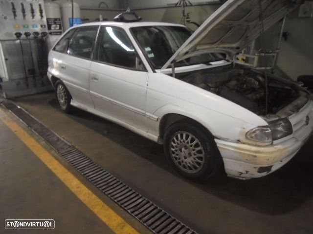 Carro MOT: C14SE CXVEL:A10621W59Y OPEL ASTRA F 1993 1.4Si 82CV 5P BRANCO GASOLINA - 3