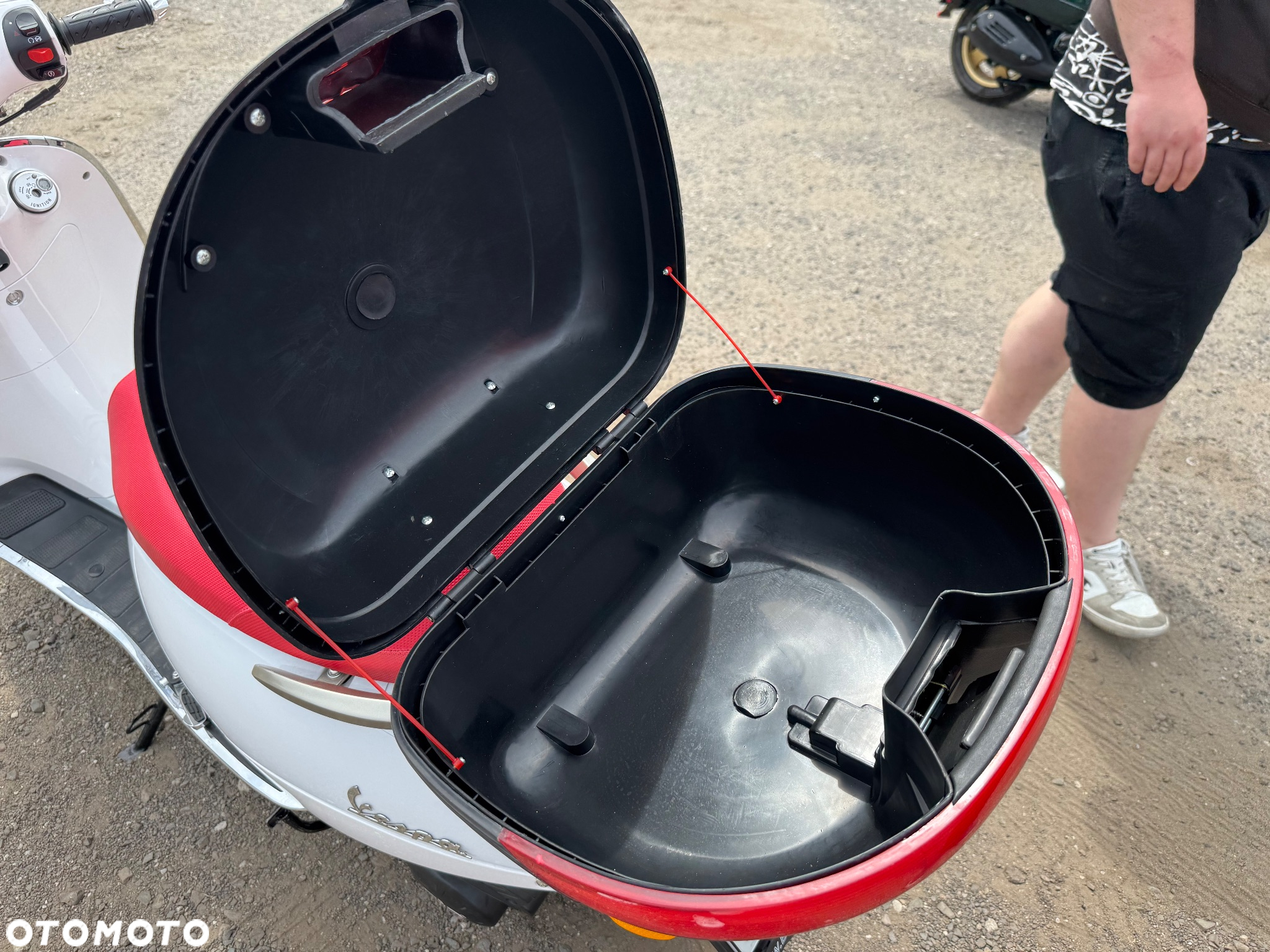 Piaggio Vespa - 9