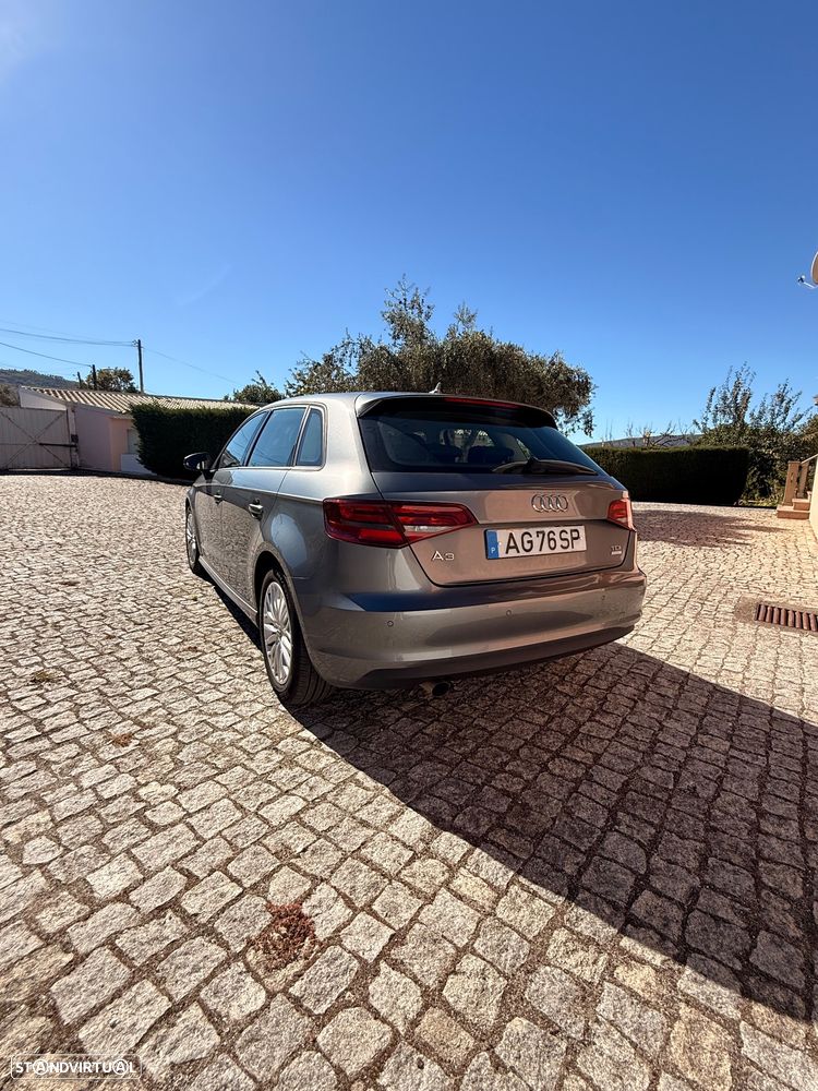 Audi A3 Sportback 1.6 TDI - 5