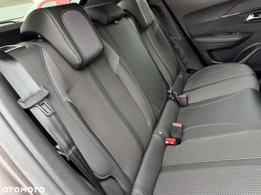 Peugeot 2008 1.5 BlueHDi GT Line S&S EAT8 - 11