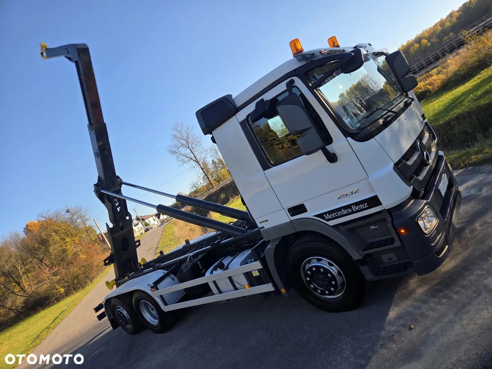 Mercedes-Benz Actros 2632 - 17