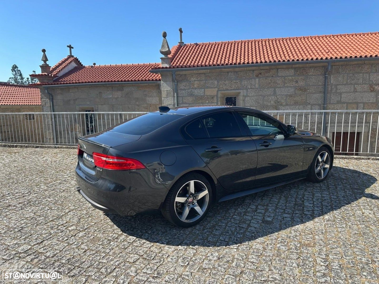 Jaguar XE 2.0 D R-Sport Aut. - 5