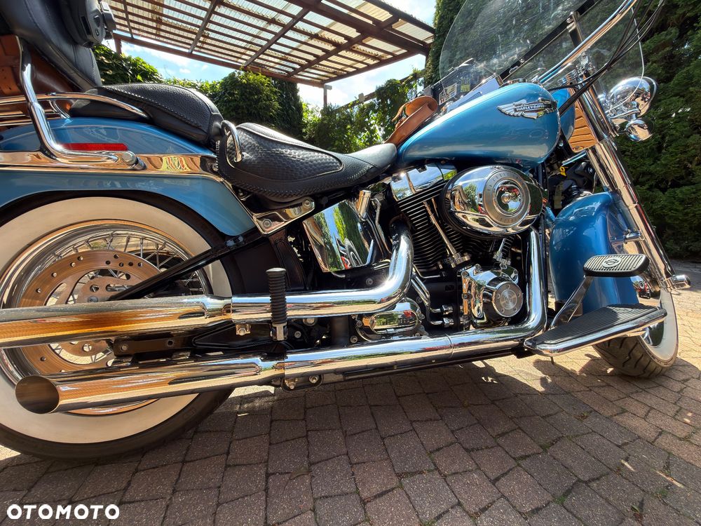 Harley-Davidson Softail Deluxe - 11