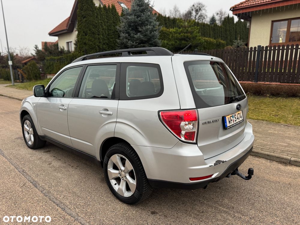 Subaru Forester 2.0D Exclusive - 5