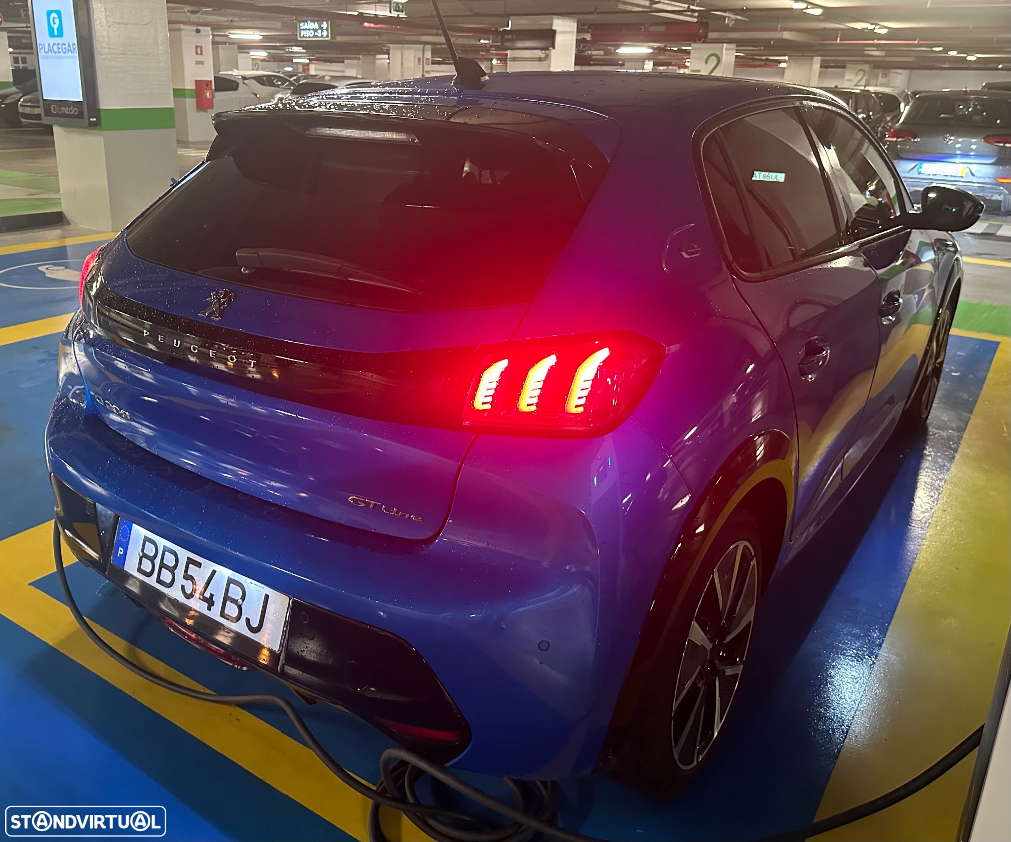 Peugeot e-208 50 kWh GT Line - 3