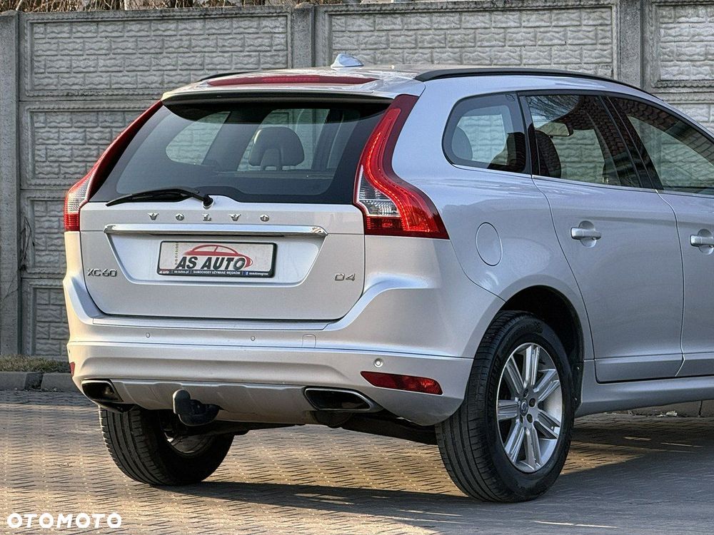 Volvo XC 60 D4 Momentum Pro - 38