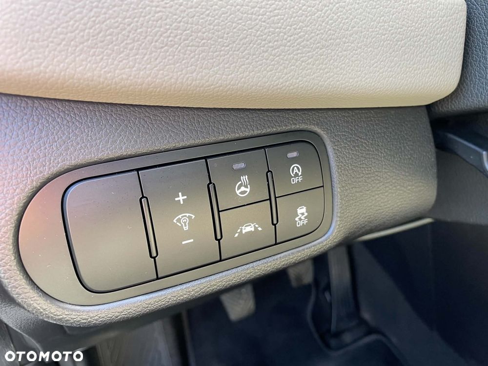 Kia Carens 1.6 GDI Fifa World Cup Edition - 11