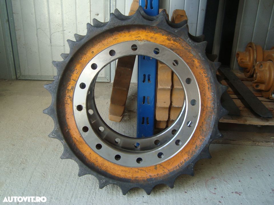 Roti dintate, roti motrice pentru excavatoare, miniexcavatoare, buldozere Caterpillar, volvo - 1