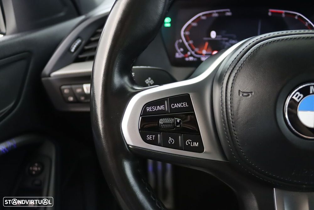 BMW 116 d Pack Desportivo M Auto - 14