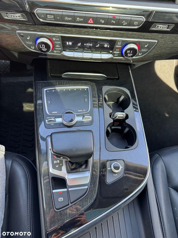 Audi Q7 - 18