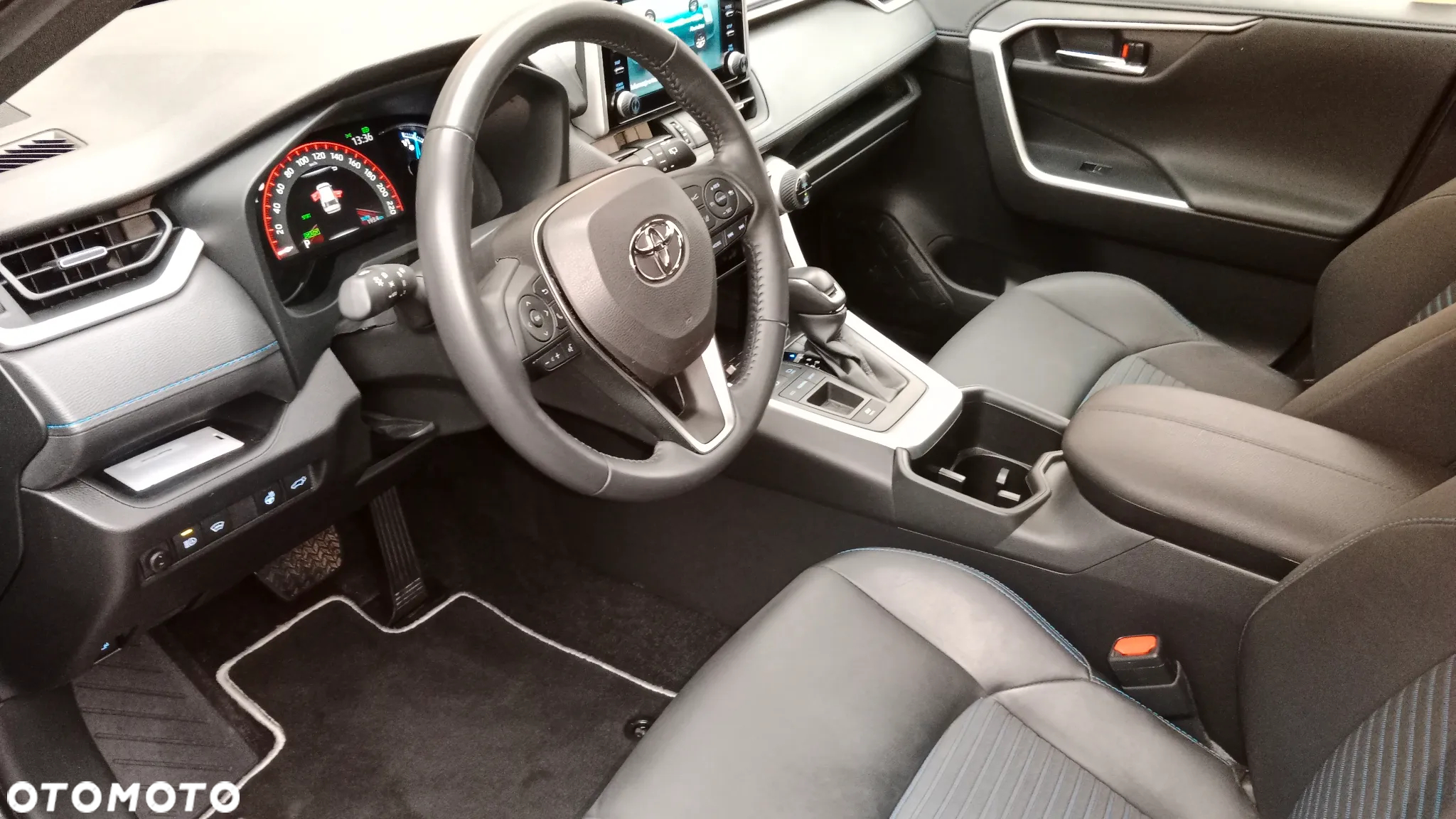 Toyota RAV4 2.5 Hybrid Selection 4x2 - 6