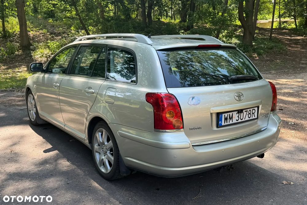 Toyota Avensis 2.0 VVT-i Automatik Executive - 10