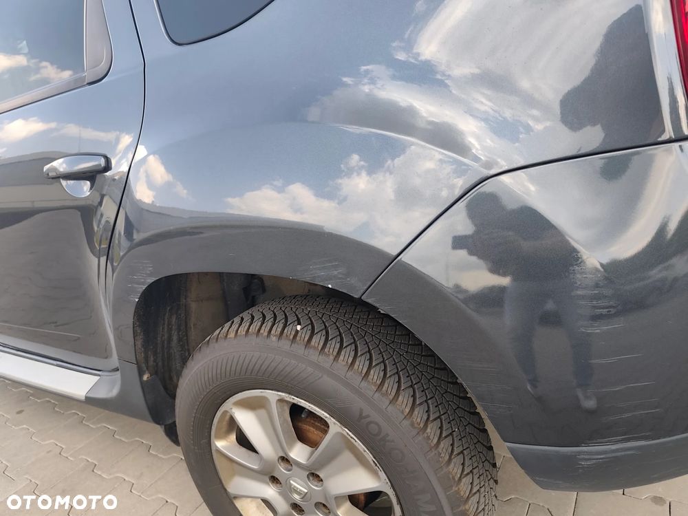 Dacia Duster 1.6 SCe S&S - 10