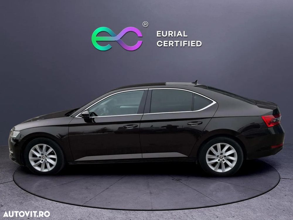 Skoda Superb 2.0 TDI DSG Ambition - 13