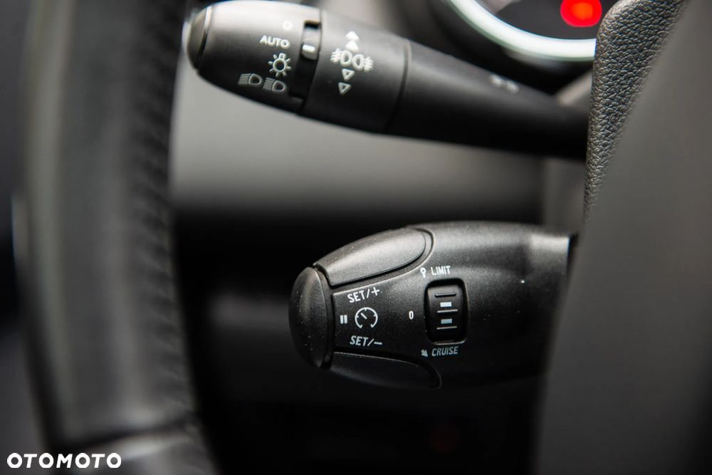 Peugeot 3008 HDi 115 Business-Line - 33