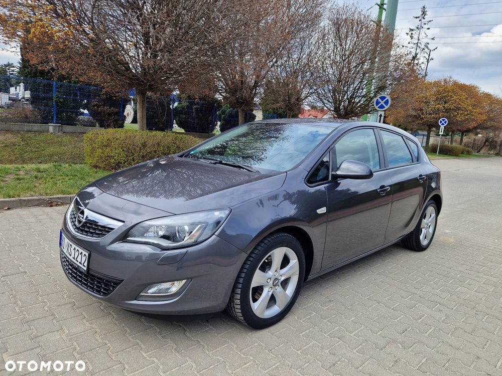 Opel Astra - 1