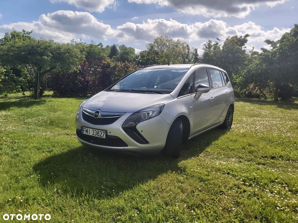 Opel Zafira - 1