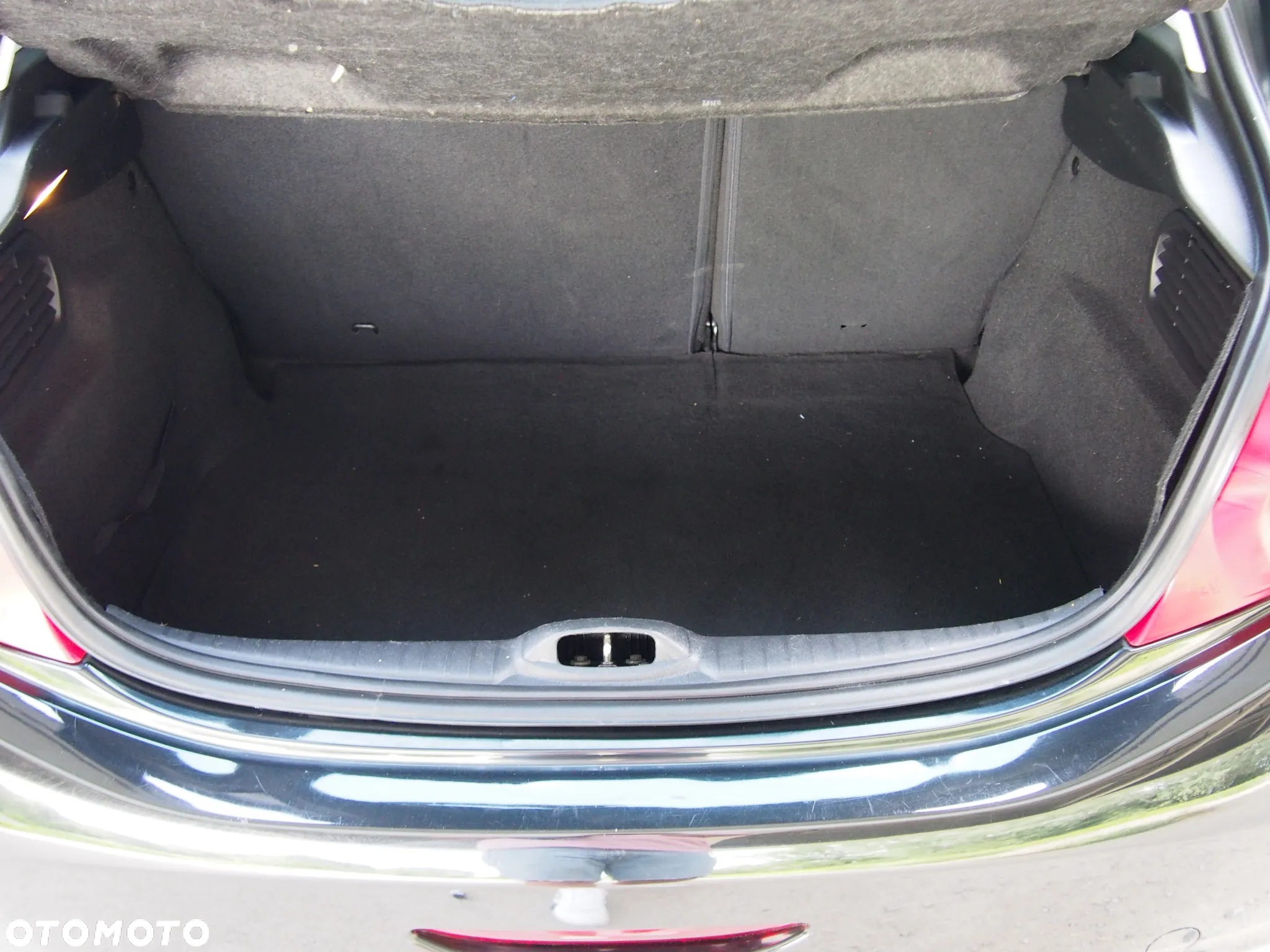 Peugeot 208 1.2 VTi Active Pack - 32