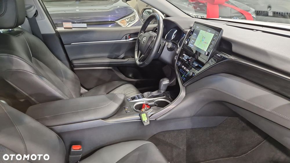 Toyota Camry 2.5 Hybrid Executive CVT - 9