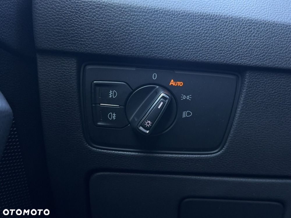 Volkswagen Passat Variant - 31