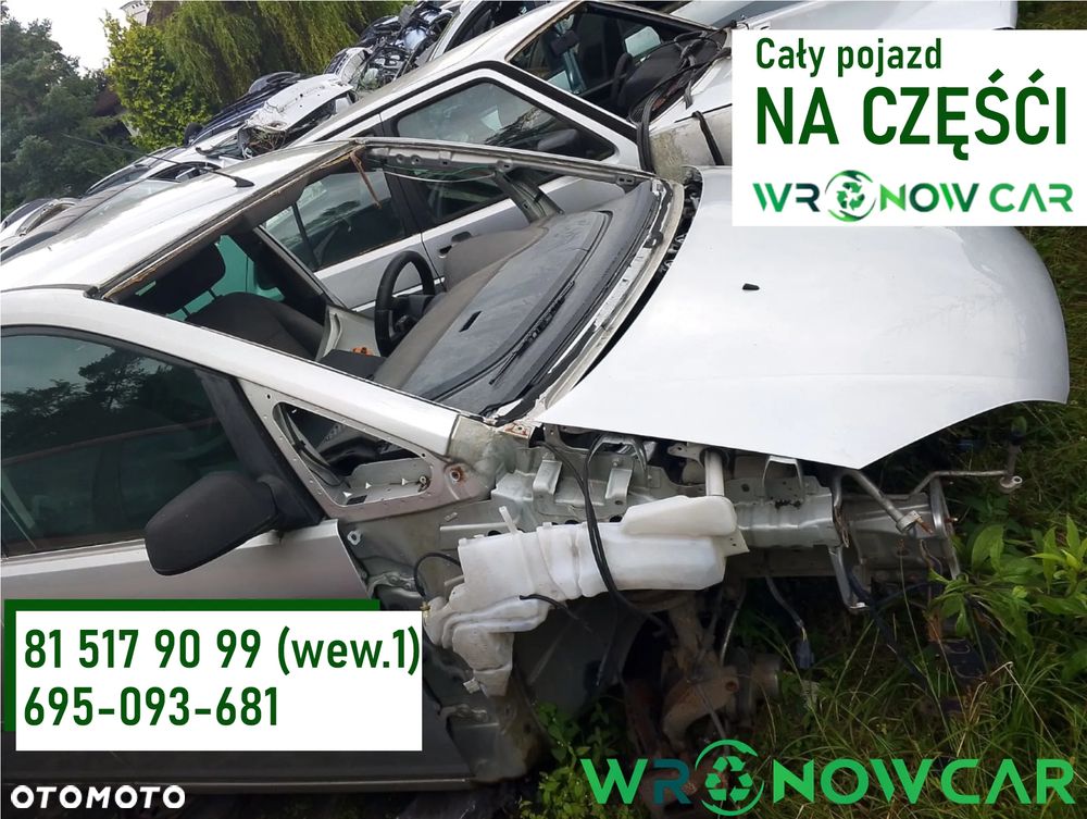 Ford Focus C-Max (03-06r.) 1.6D 119KM. Silnik DV6 Skrzynia MTX75 lakier O3 - Moondust Silver (Metallic). Cały na części GWARANCJA !!!!  Przód Tył Zestaw Komplet Drzwi Klapa Zderzak Błotnik Maska Grill Atrapa Szyba Pas Lampa Lusterko Boczki Fotel Kanapa Kokpit Deska Rozdzielcza Przełącznik Włącznik Sterownik Przewody Wiązka Instalacja Moduł Komputer Czujnik Listwa Pompa Alternator Wtryski Głowica Rozrusznik Kompresor Sprzęgło Dwumas Silnik Skrzynia ABS Klimatyzacji Paliwa Wspomagania Kolektor Turbina Przepustnica Zawór Chłodnica Koło Hak Belka Sanki Zawieszenie Mcpherson Półoś Amortyzator Wydech Tłumik Zacisk Most - 1