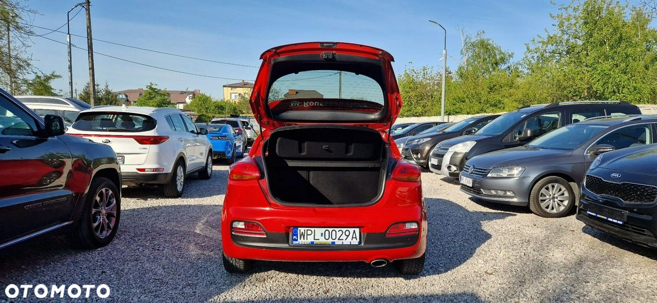 Kia ProCeed - 14