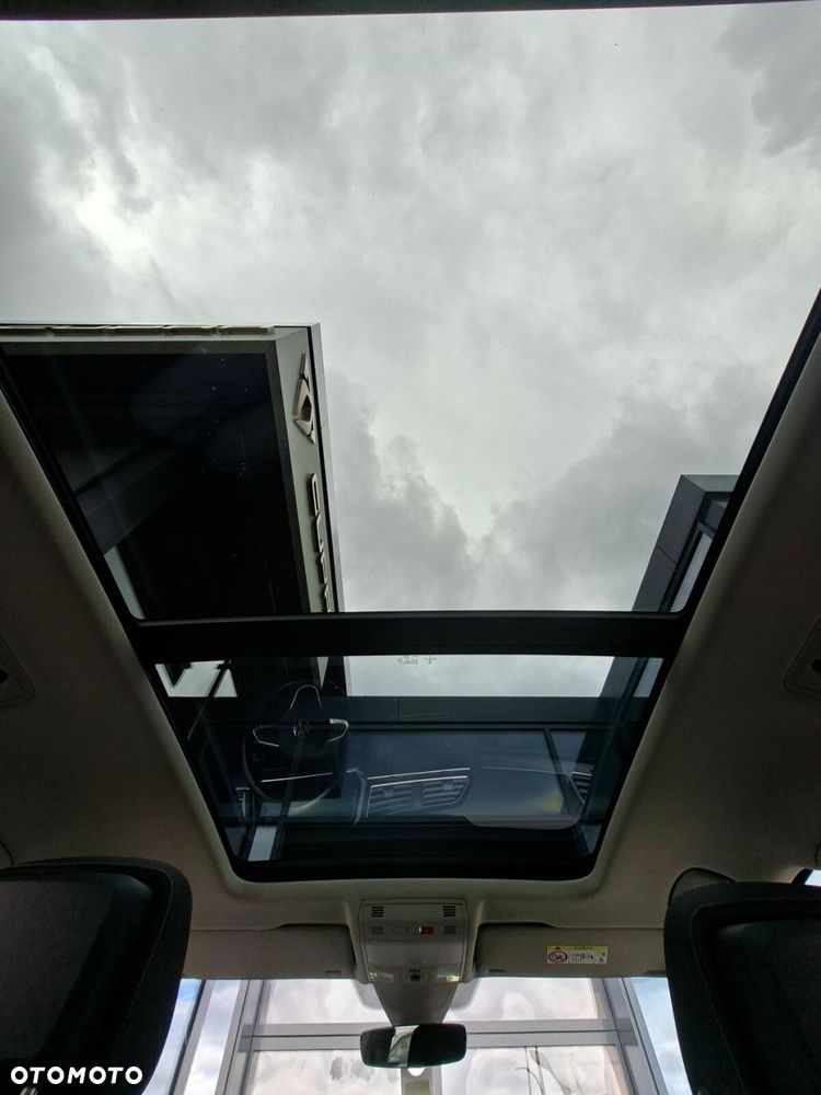 Volkswagen Tiguan Allspace - 18